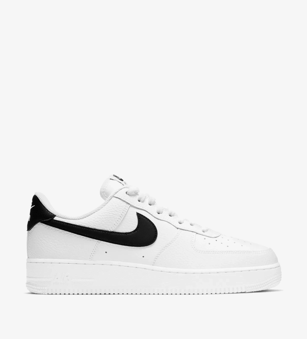 Nike Air Force 1 '07 Erkek Beyaz Spor Ayakkabı