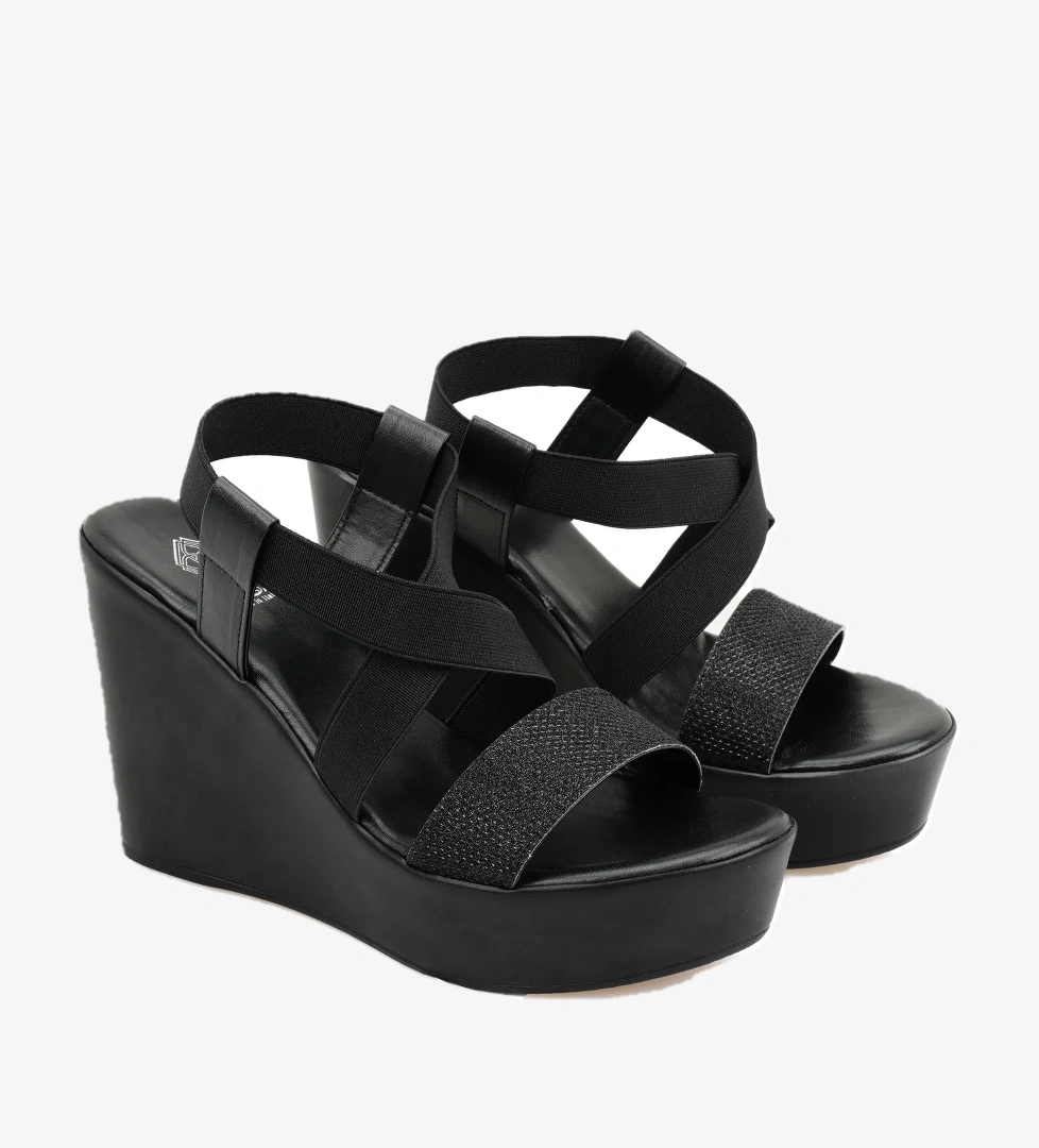Kadın Siyah Dolgu Topuklu Sandalet - Görsel 1