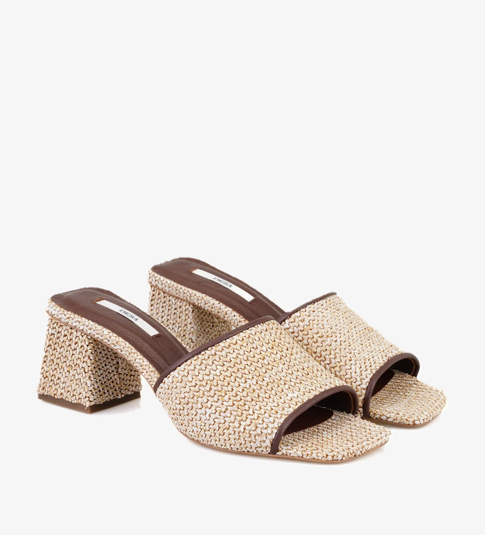 Kadın Kahve Topuklu Hasır Terlik - Görsel 1