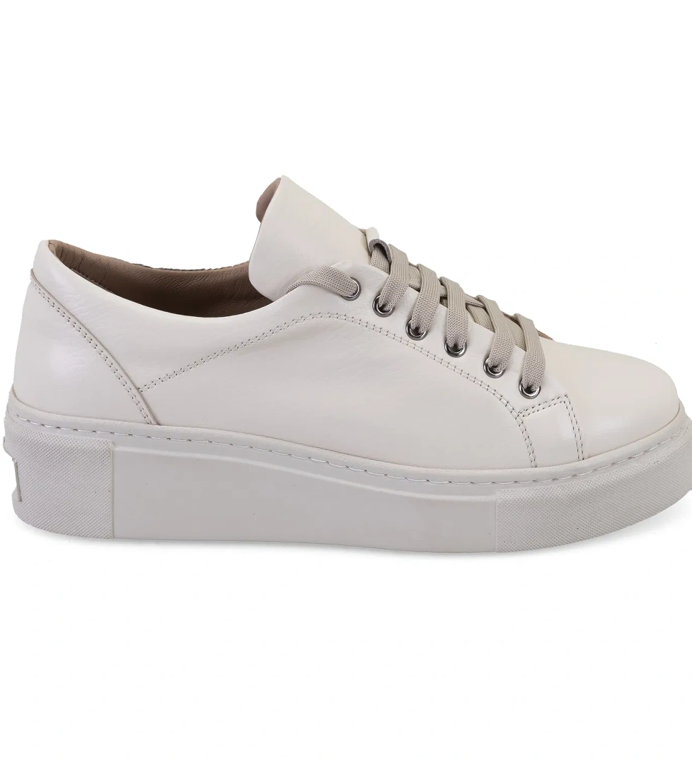 Desa Kadın Bej Deri Spor Ayakkabı model görseli