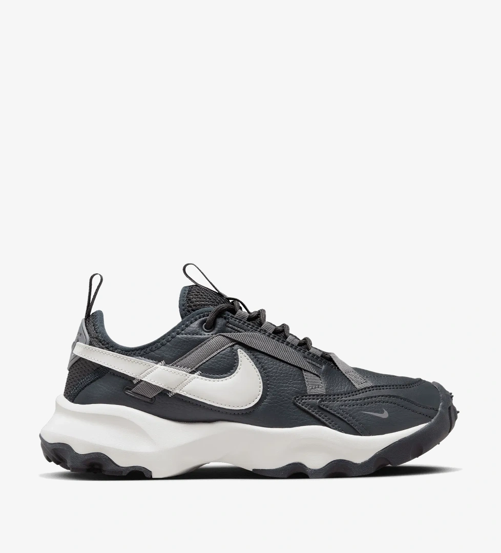 Nike TC 7900 Kadın Gri Spor Ayakkabı - Görsel 1