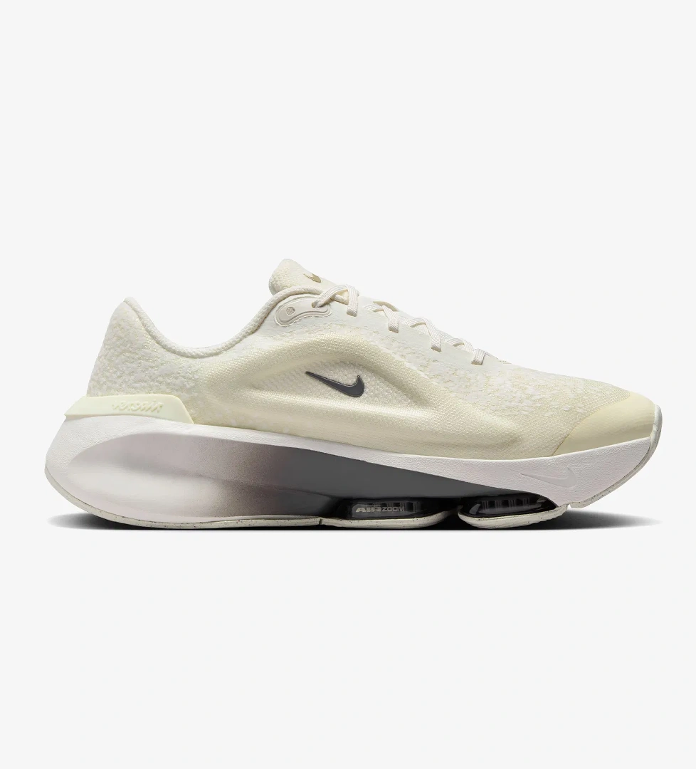 Nike Versair Kadın Beyaz Spor Ayakkabı - Görsel 1