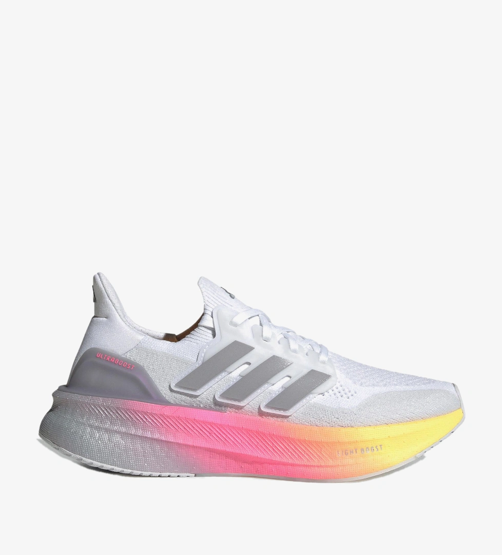 adidas Ultraboost 5 Kadın Beyaz Koşu Ayakkabısı