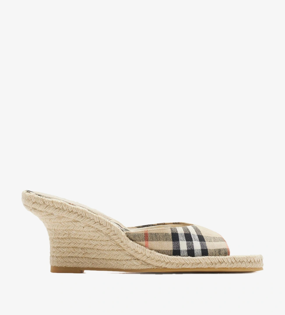 Burberry Bej Burberry Mews