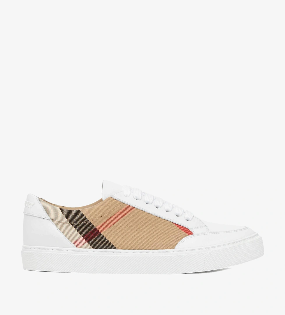 Burberry Burberry Salmond House
