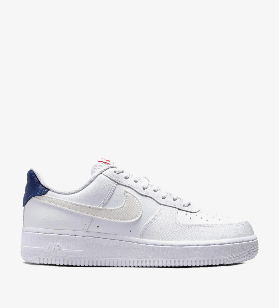 Nike Air Force 1 '07 Kadın Beyaz Spor Ayakkabı