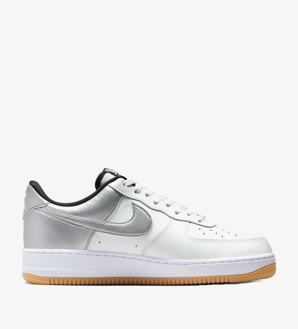 Nike Air Force 1 '07 LV8 Erkek Beyaz Spor Ayakkabı