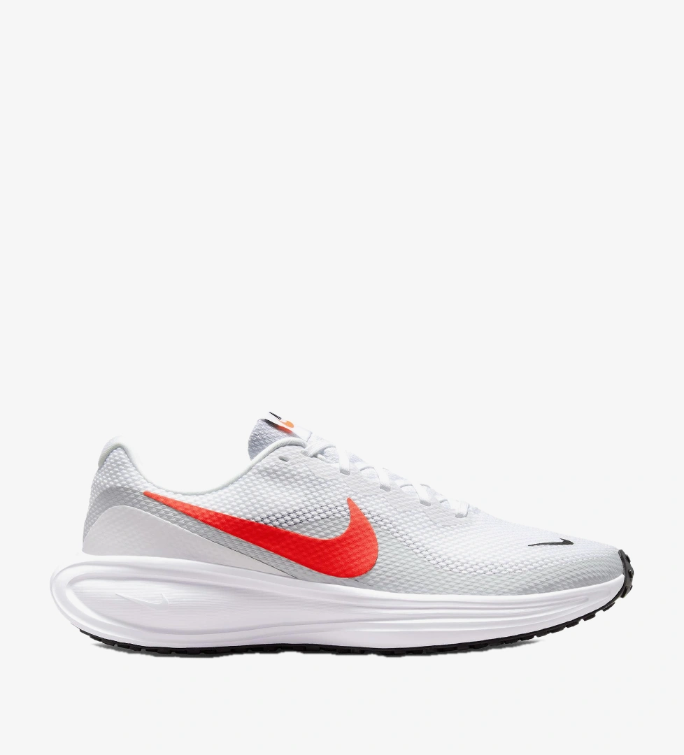 Nike Revolution 8 Erkek Beyaz Koşu Ayakkabısı