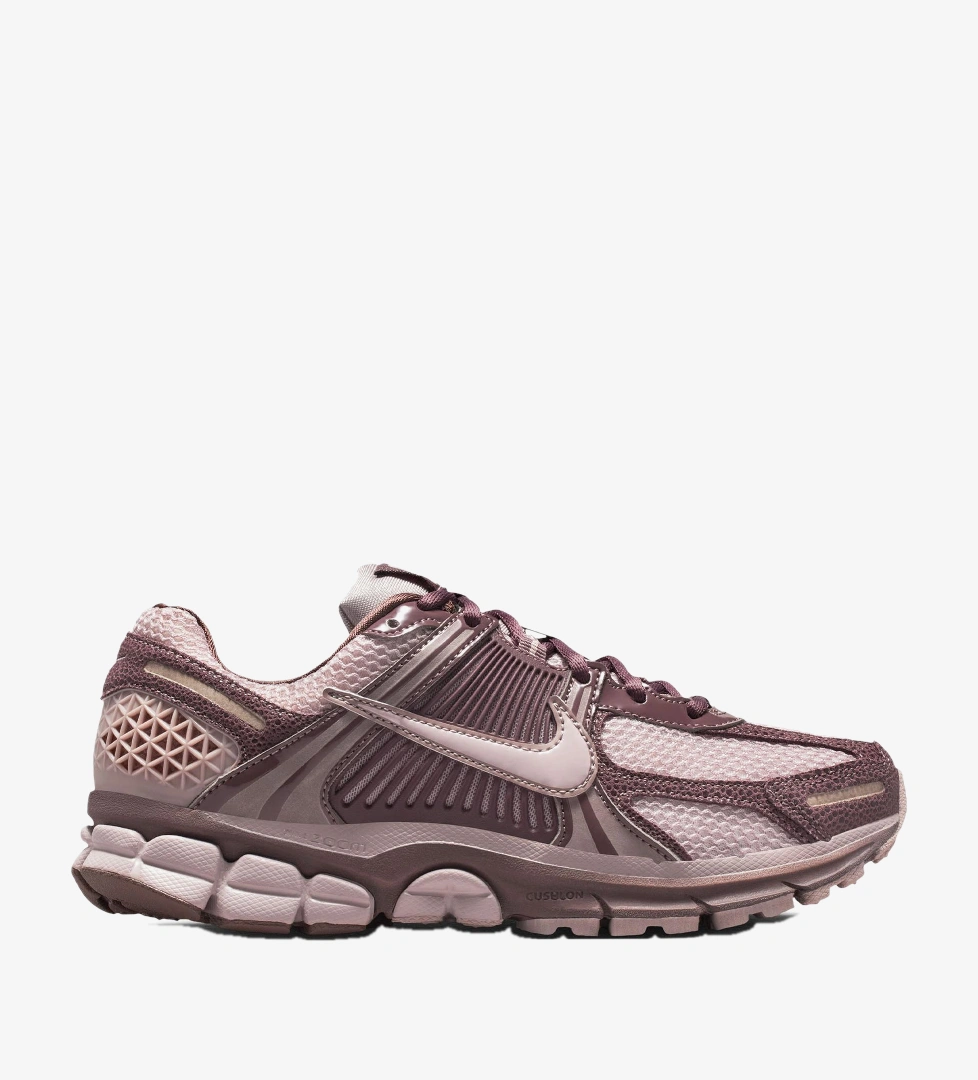 Nike Pembe Nike Zoom Vomero