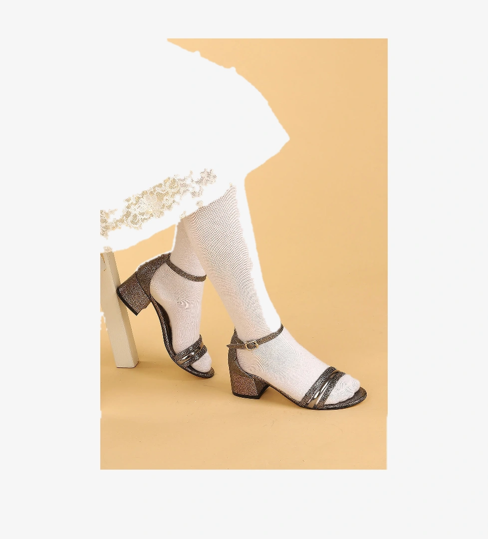 Kiko 766 Çatlak Günlük Kız Çocuk 3 Cm Topuk Sandalet Ayakkabı PLATİN - Görsel 1