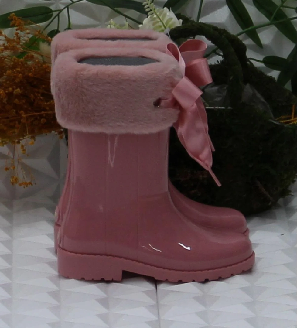 Igor Pembe Igor Campera Charol
