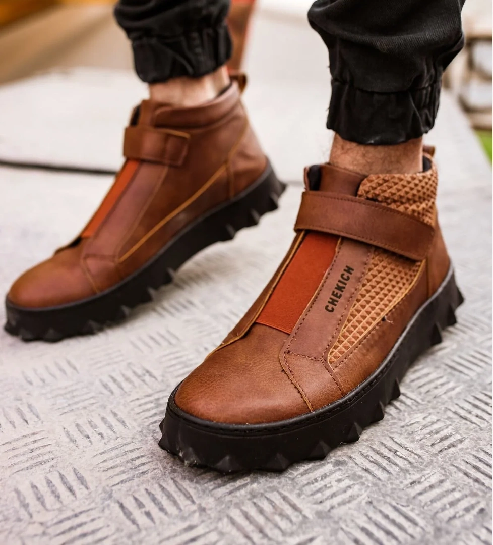 Chekich CH103 CST Pyramid Long Erkek Bot TABA model görseli