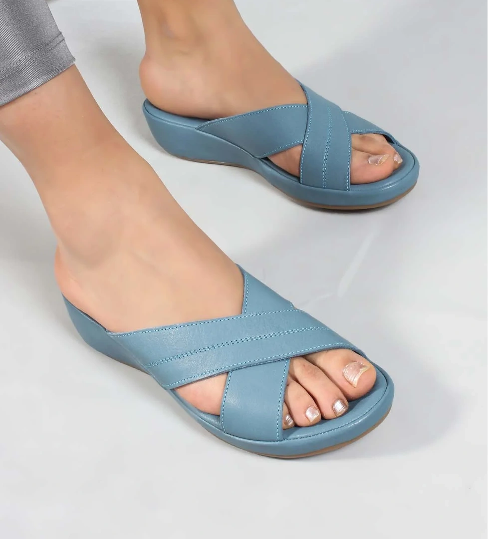 Fast Step Hakiki Deri Kadın Düz Terlik 864zar03 model görseli