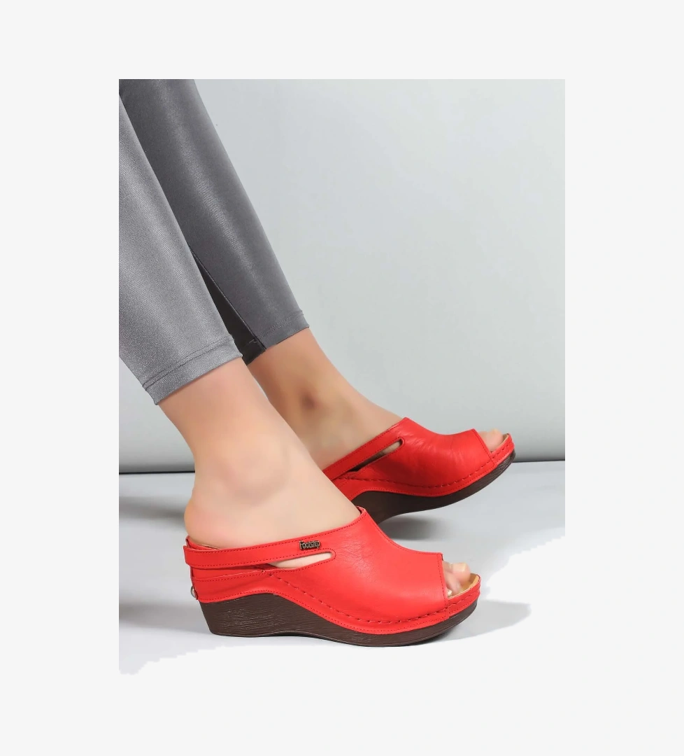 Hakiki Deri Kadın Dolgu Topuk Terlik 972ZA1001