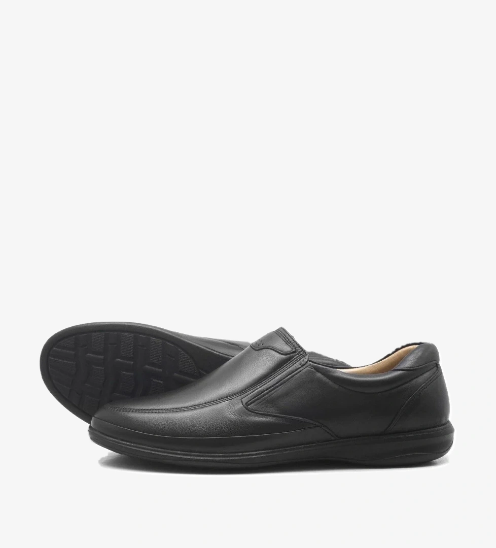 İzderi Siyah Deri Diyabetik Anatomik Büyük Numara Erkek Ayakkabı model görseli