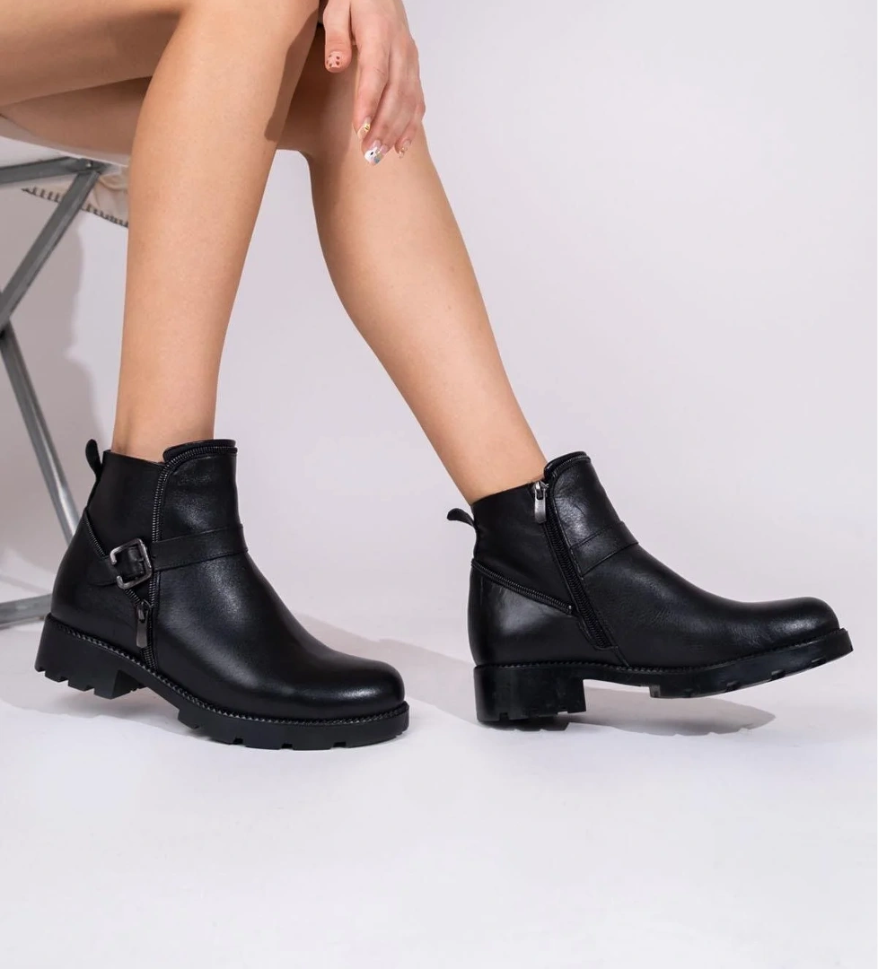 Kadın Hakiki Deri Siyah Tokalı Bot - 9000 - Görsel 1