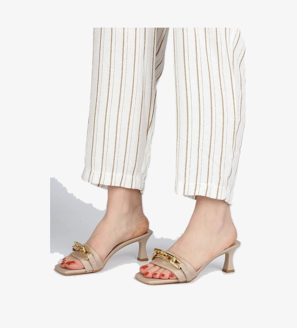 Ten Rengi İnce Topuklu Tek Bant Kadın Terlik - Melina