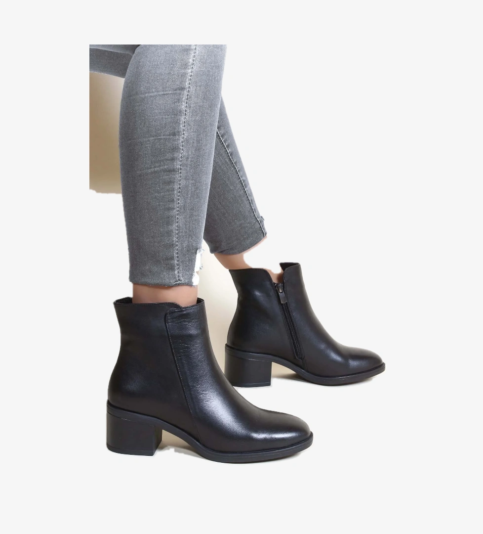 Fast Step Hakiki Deri Kadın Klasik Bot 757SZA2655 model görseli