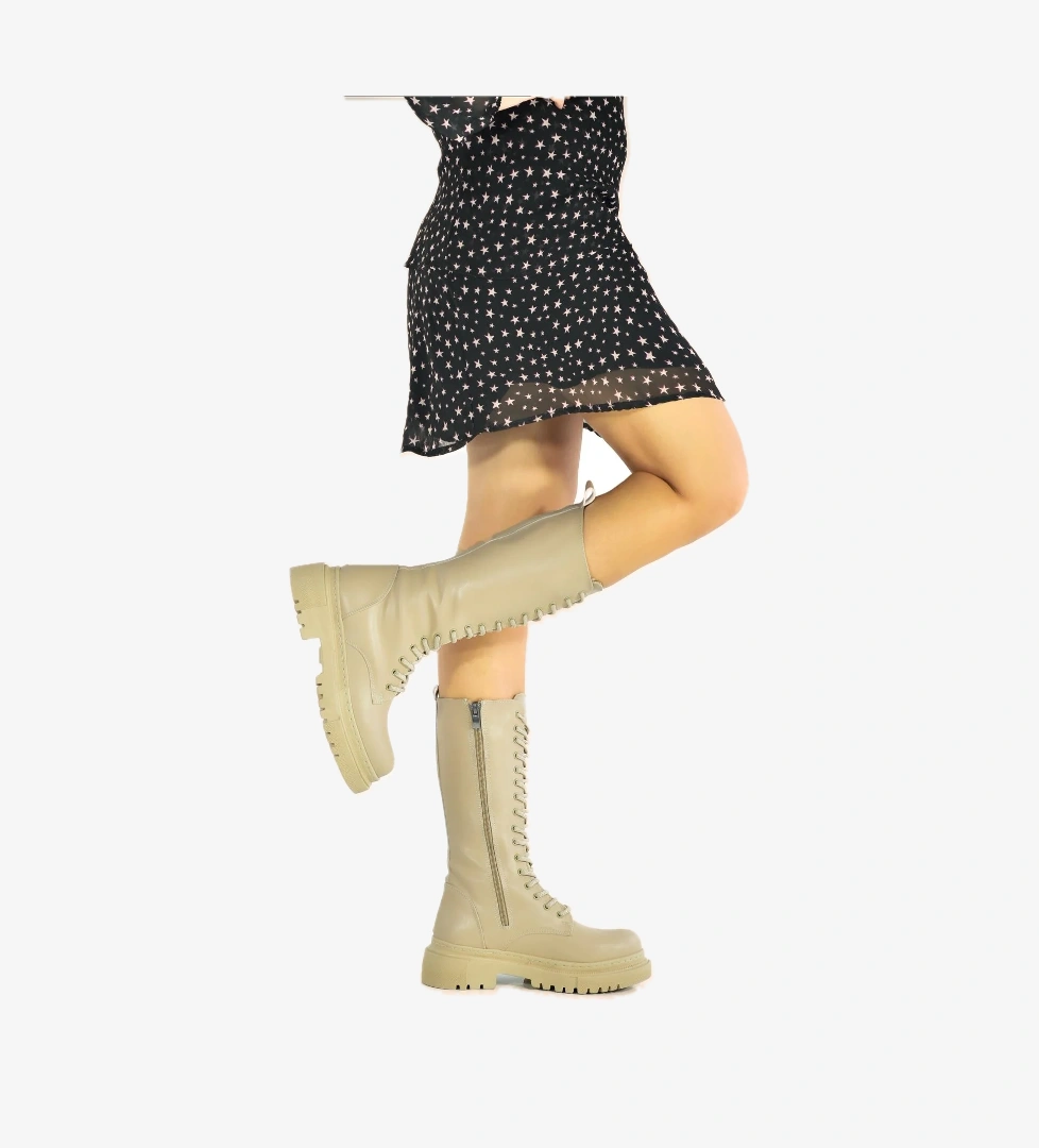 Odesa Ayakkabı Kadın Kalın Taban Bağcıklı Postal Çizme model görseli