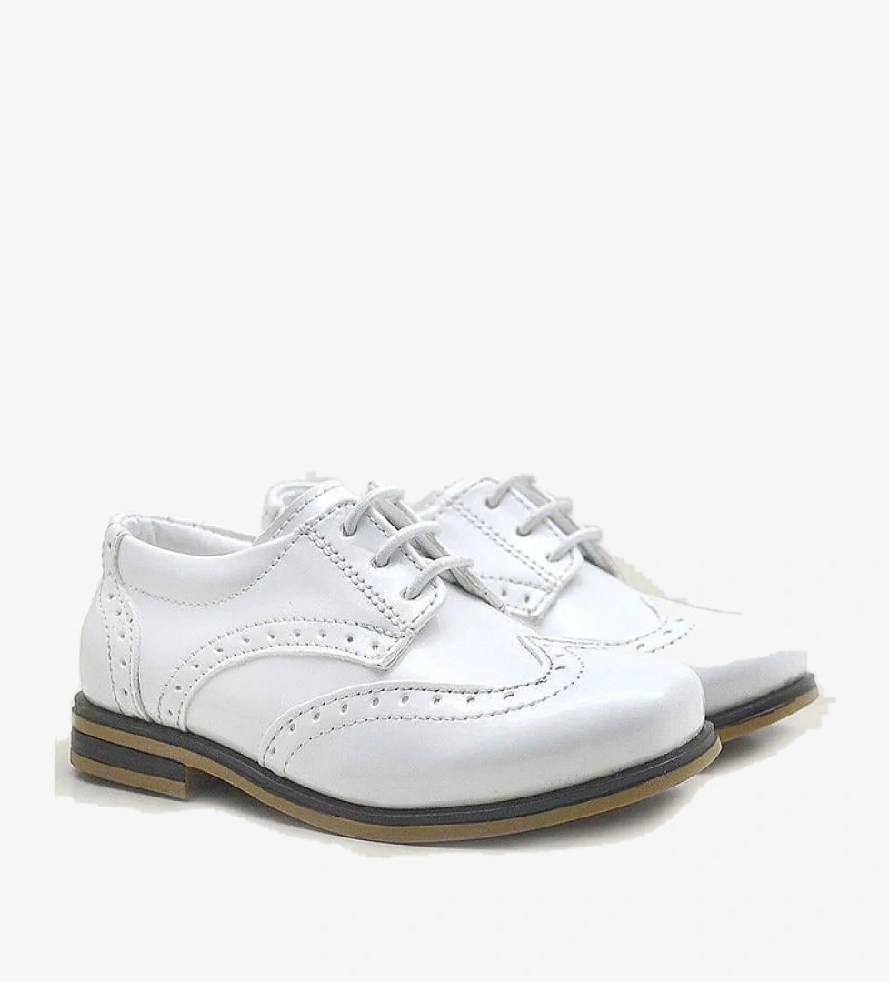 Titan Beyaz Rugan Bağcıklı Klasik Erkek Çocuk Klasik Ayakkabı - Görsel 1