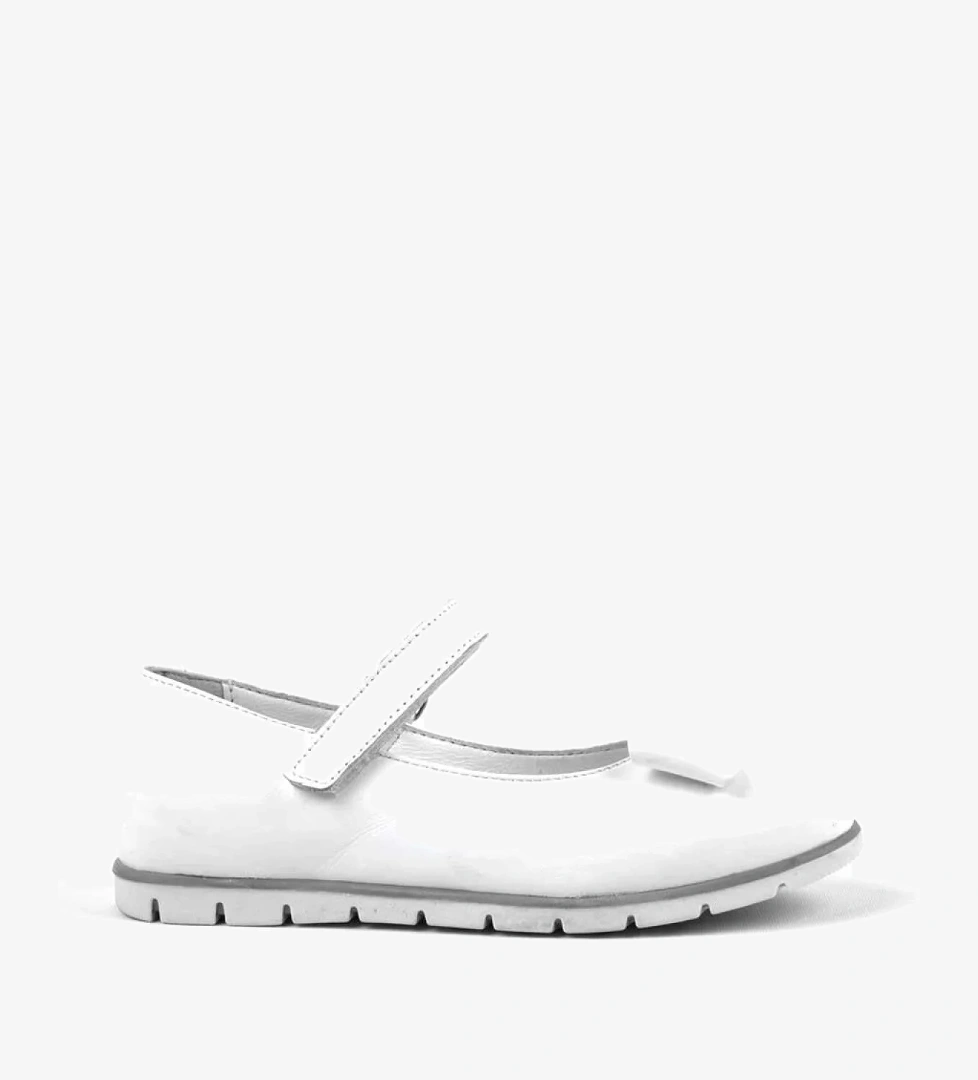 Rakerplus Hakiki Deri Beyaz Fiyonklu Cırtlı Kız Çocuk Babet Ayakkabı model görseli