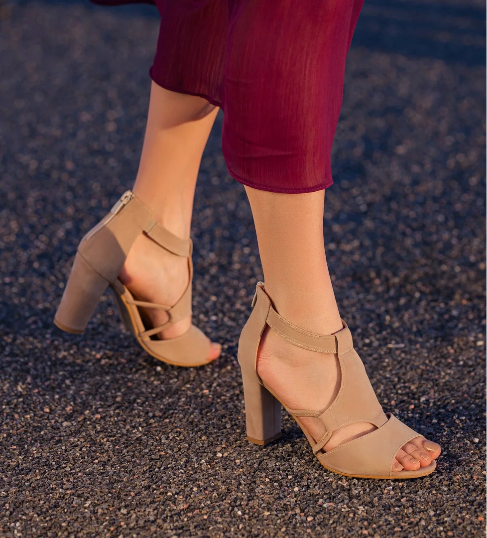 Daxtors D1250 Kadın Günlük Klasik Topuklu model görseli