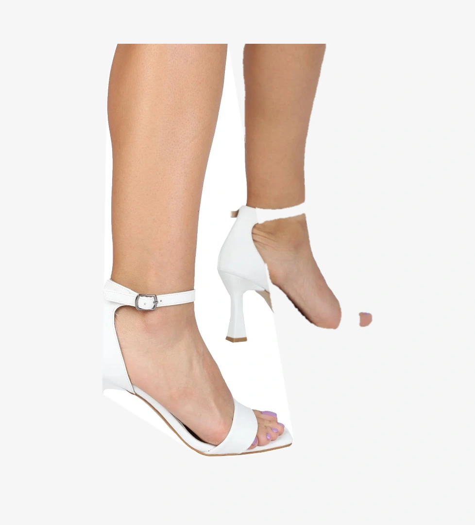 Beyaz Tek Bantlı Kadeh Topuk Ayakkabı - Middle