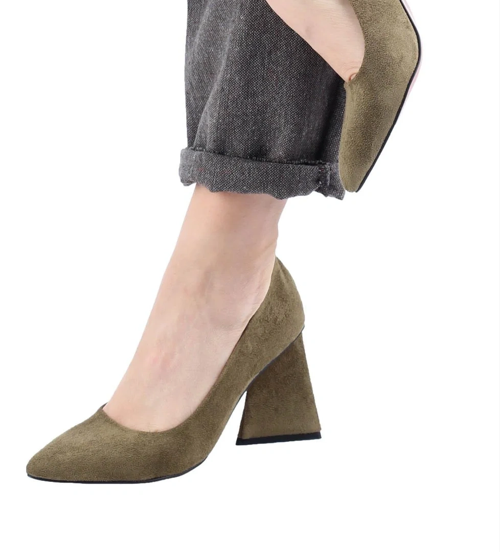 Modabuymuş Süet Stiletto Üçgen Kalın Topuklu Ayakkabı - İkon model görseli
