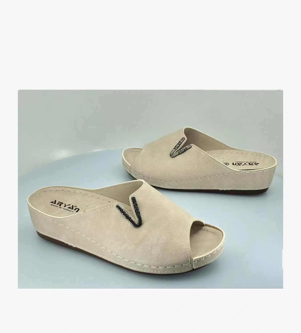 Aryan 09-292 Kadın Ortapedic terlik model görseli