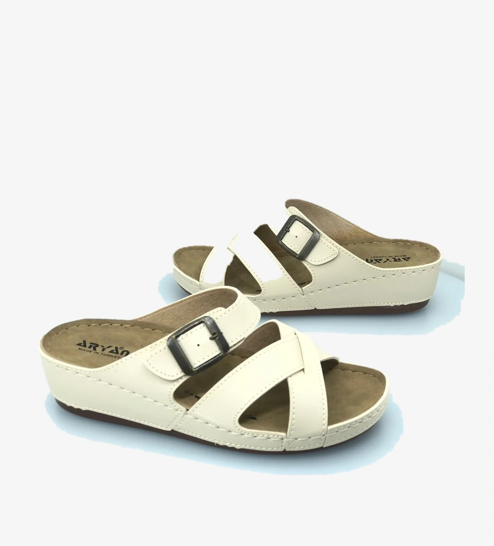 09-381 Kadın Ortapedic terlik