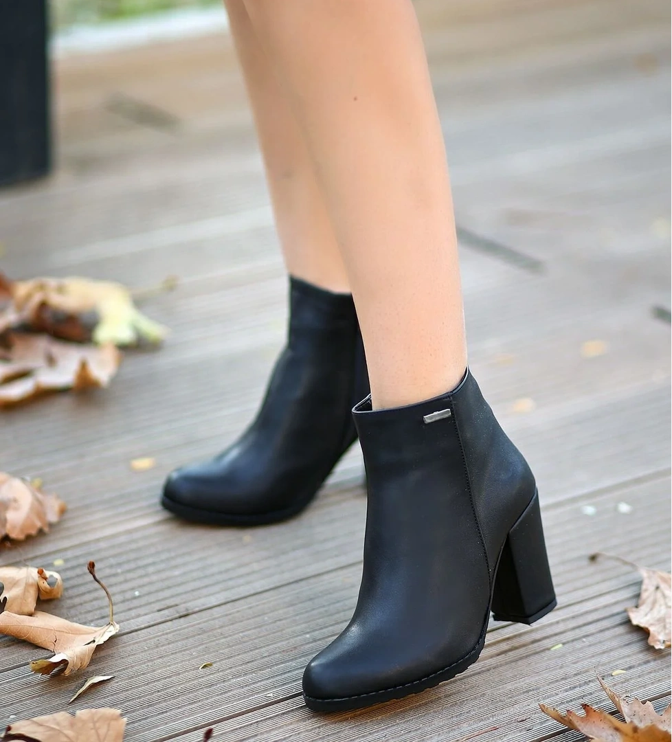 8 cm Topuklu Fantazi Kadın Bot - Görsel 1