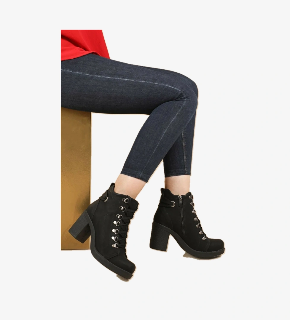 Kocamanlar Ayakdaş 1058 Orta Topuk Bağcıklı Kadın Bot model görseli