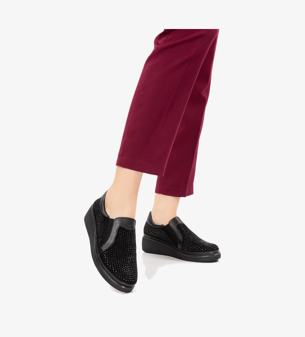 Gondol Hakiki Deri Anatomik Taban Taş Detaylı Ayakkabı gndl.19570