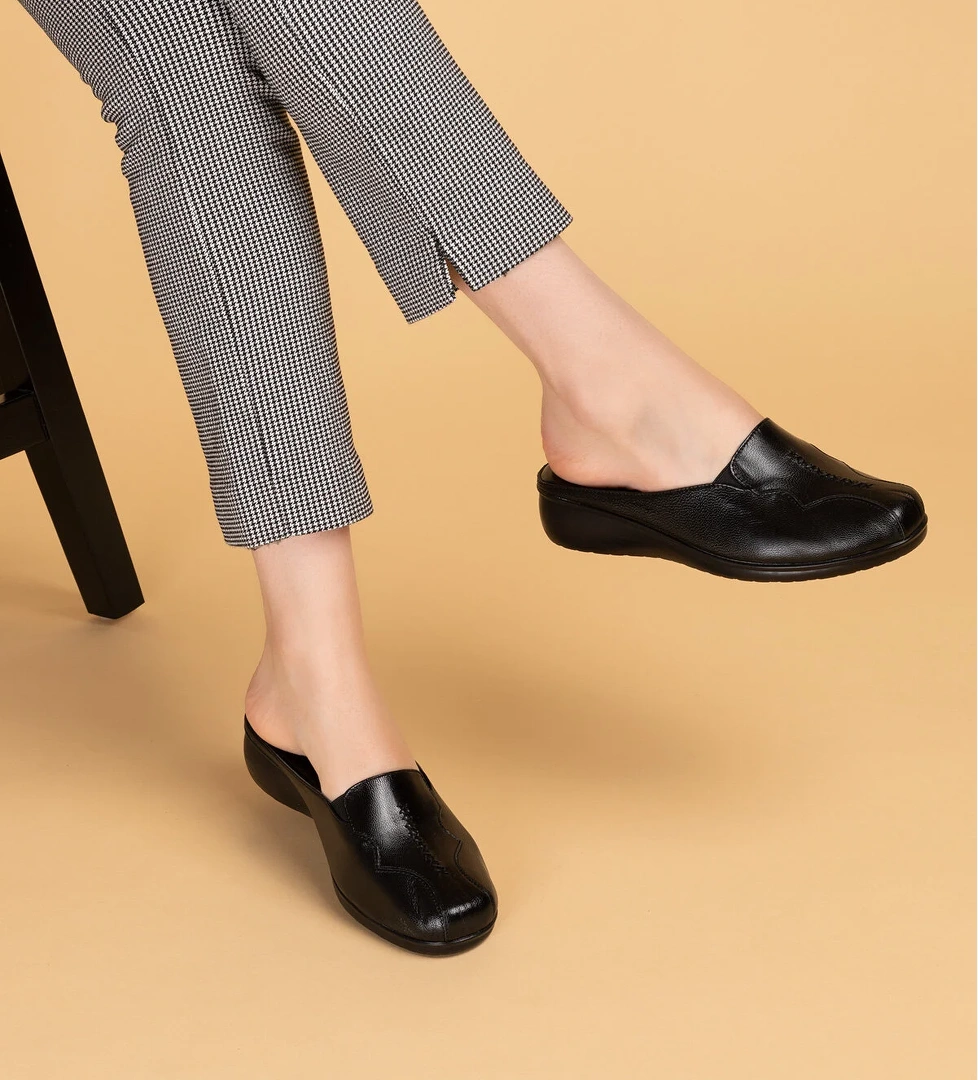 Gondol Kundura Gondol Hakiki Deri Ev Terliği Özl.324 model görseli