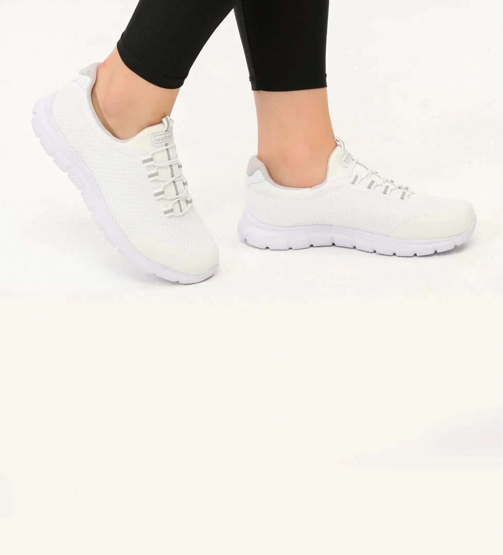 Flexible Beyaz-Gümüş Kadın Spor Ayakkabı