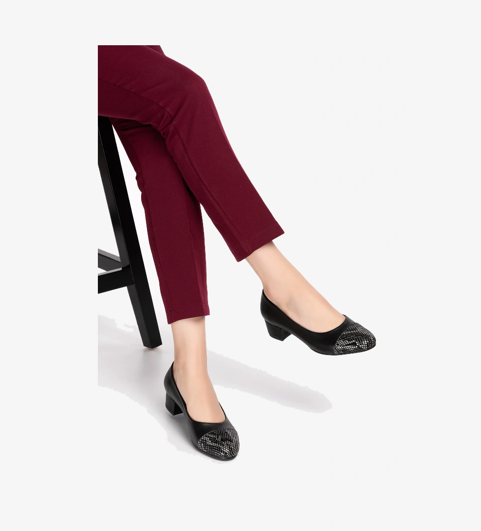 Gondol Hakiki Deri Yılan Desen Ayrıntılı Kısa Topuklu Ayakkabı vdt.377 - Görsel 1