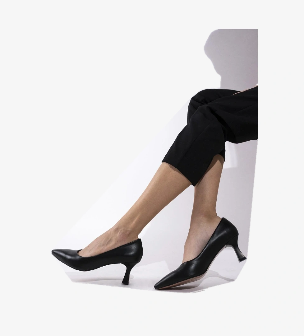 Siyah Mat Stiletto Kısa Kadeh Topuklu Ayakkabı - Kandy