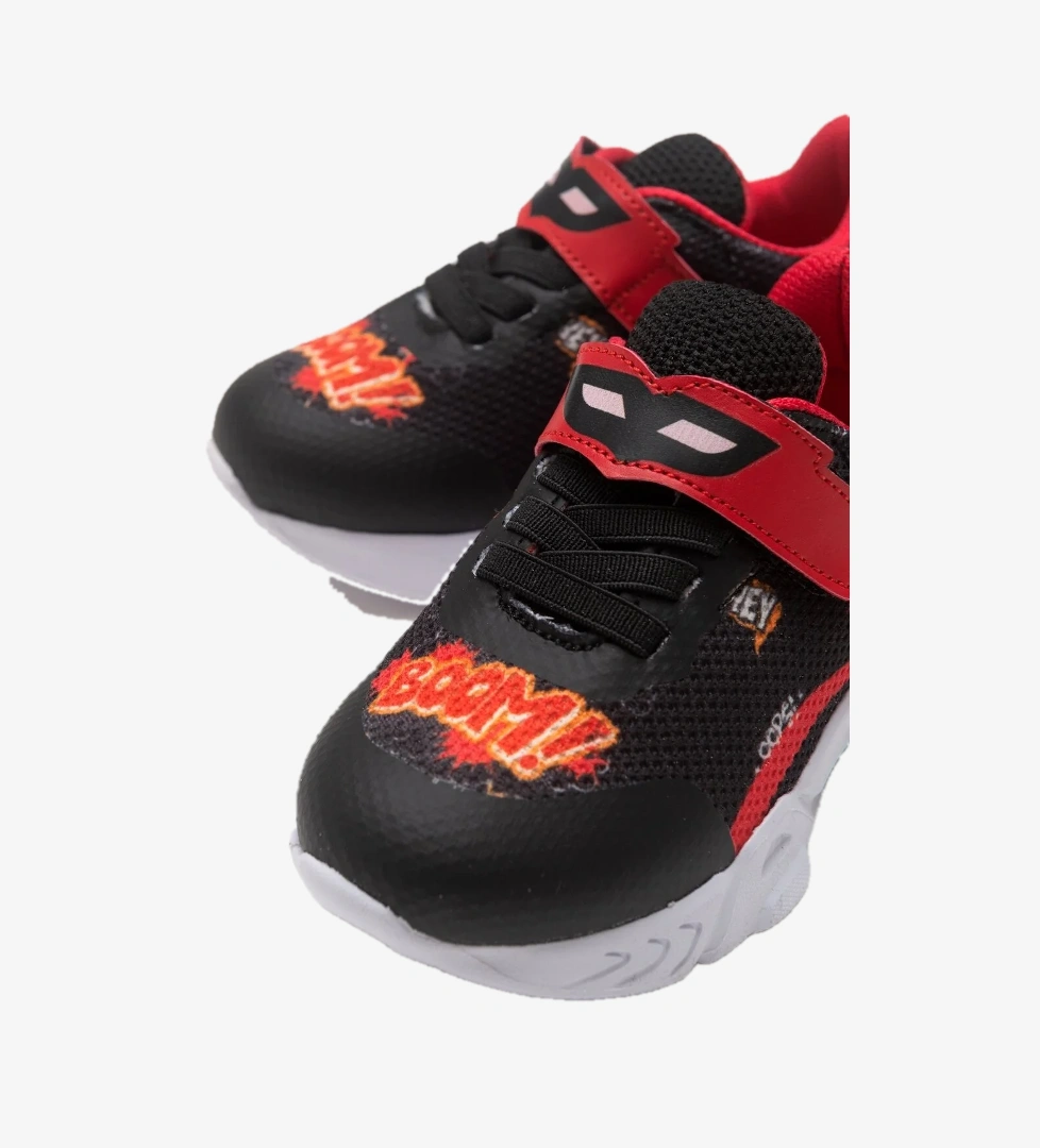 Erkek Çocuk Siyah Ortopedik Destekli Spor Ayakkabı