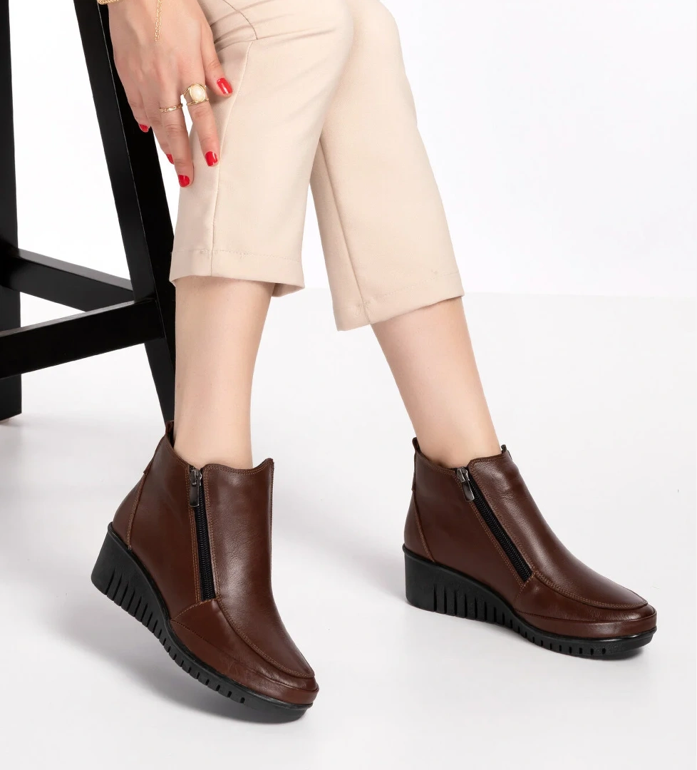 Gondol Kadın Hakiki Deri Çift Fermuarlı Kolay Giyim Bot esfa.2450