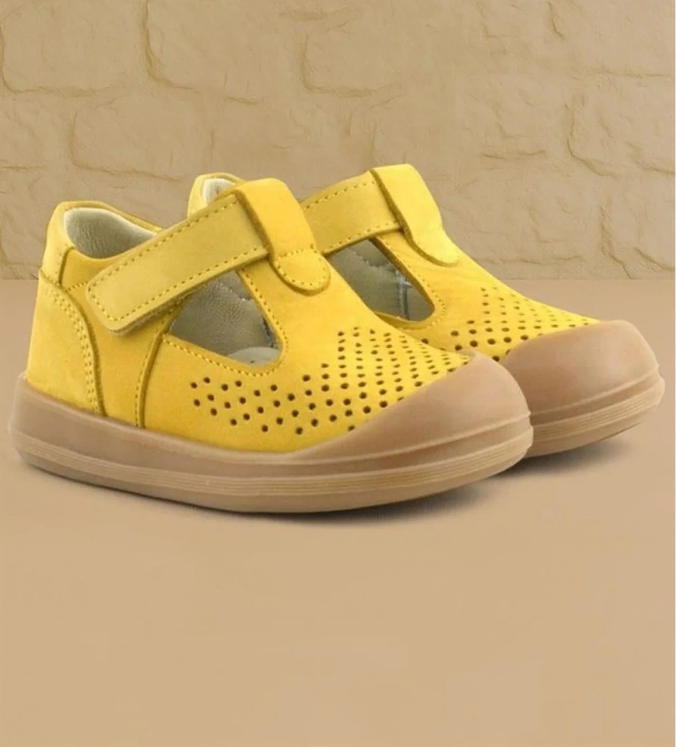 Rakerplus Shaun Hakiki Deri Sarı Cırtlı Anatomik Bebek Sandalet model görseli