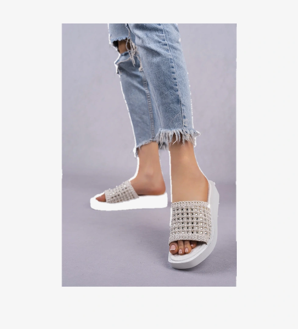 Kadın Garantili Taş Detaylı Günlük Terlik 2022.2040 Beyaz