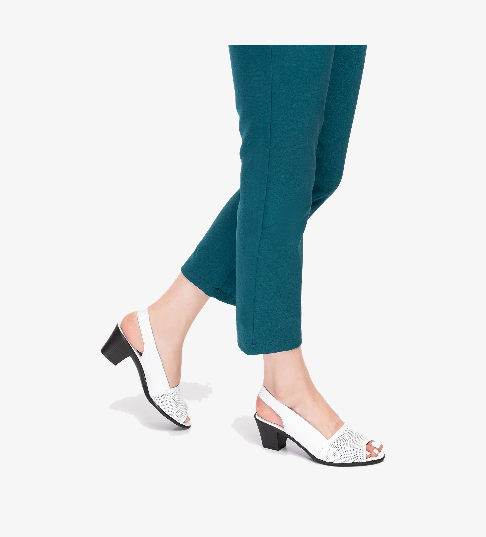 Gondol Kadın Hakiki Deri Klasik Topuklu Ayakkabı vdt.262