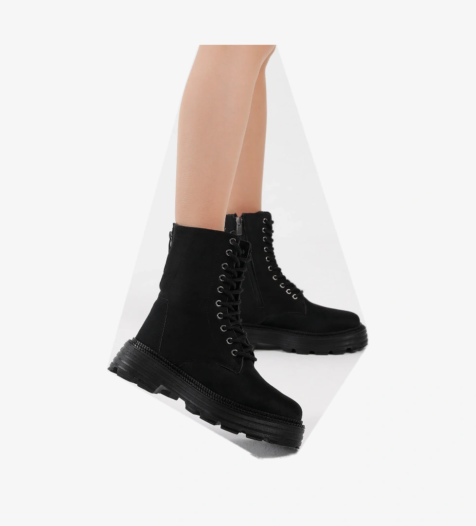 Kadın Siyah Süet Poli Taban Arkası Fermuar Detaylı Bağcıklı ve Fermuarlı Bot