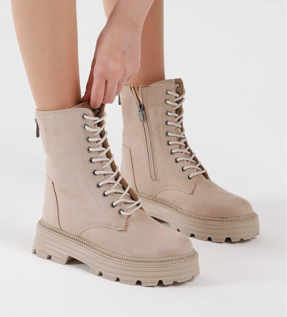 Kadın Krem Süet Poli Taban Arkası Fermuar Detaylı Bağcıklı ve Fermuarlı Bot