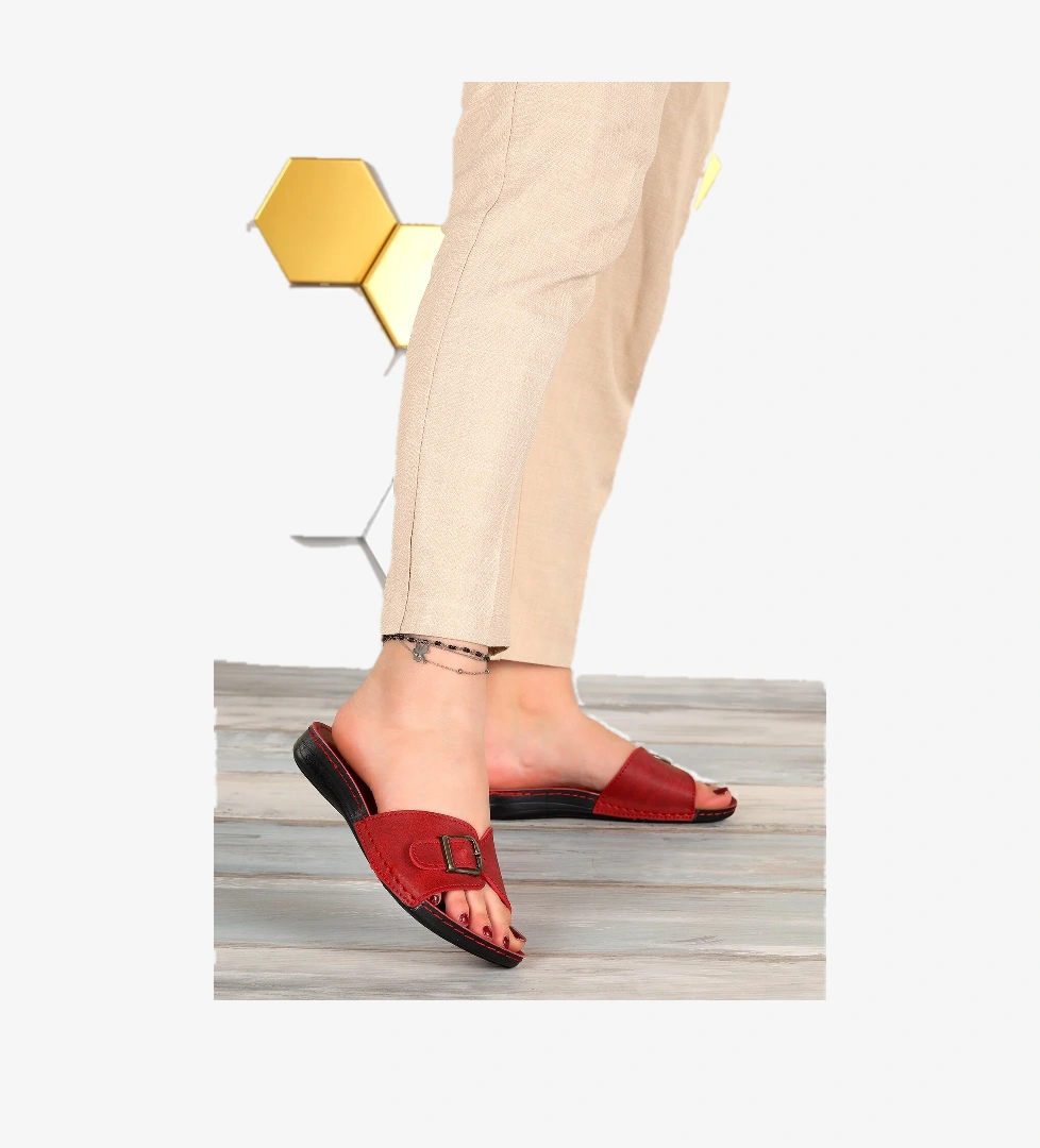 Günlük Kemerli Kadın Terlik Ary 11-113 Kırmızı - Görsel 1