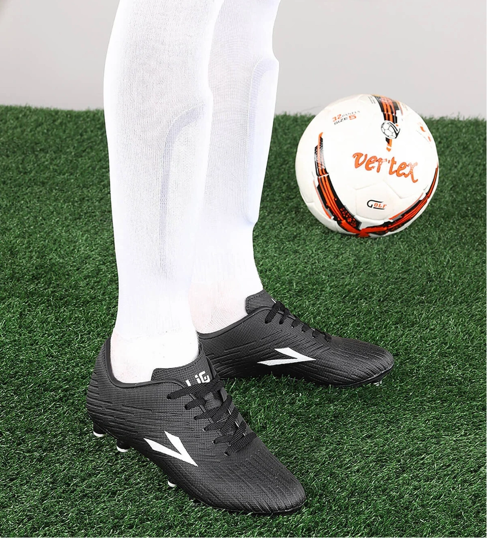 Lig Aras Siyah Erkek Krampon Futbol Ayakkabısı model görseli