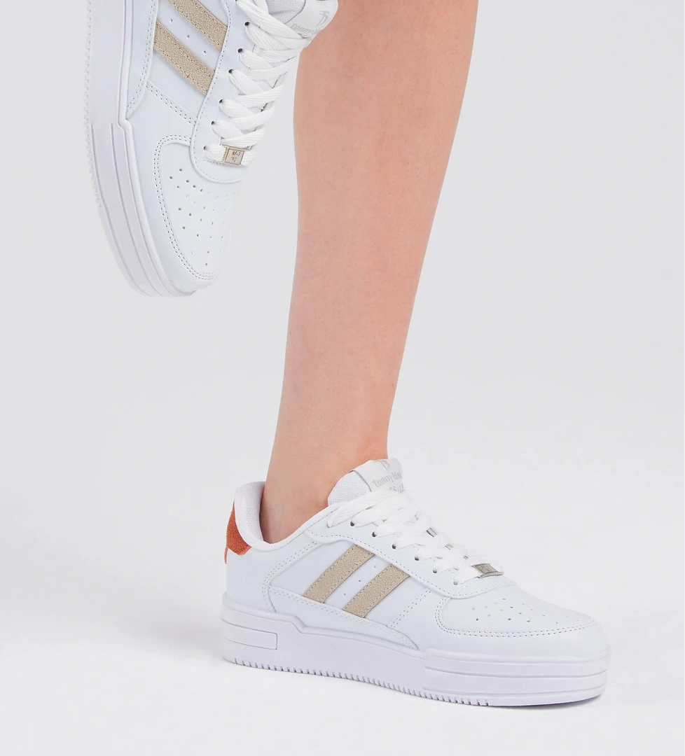 Unisex Beyaz Bej Yanı Çizgili Bağcıklı Rahat Kalıp Sneaker