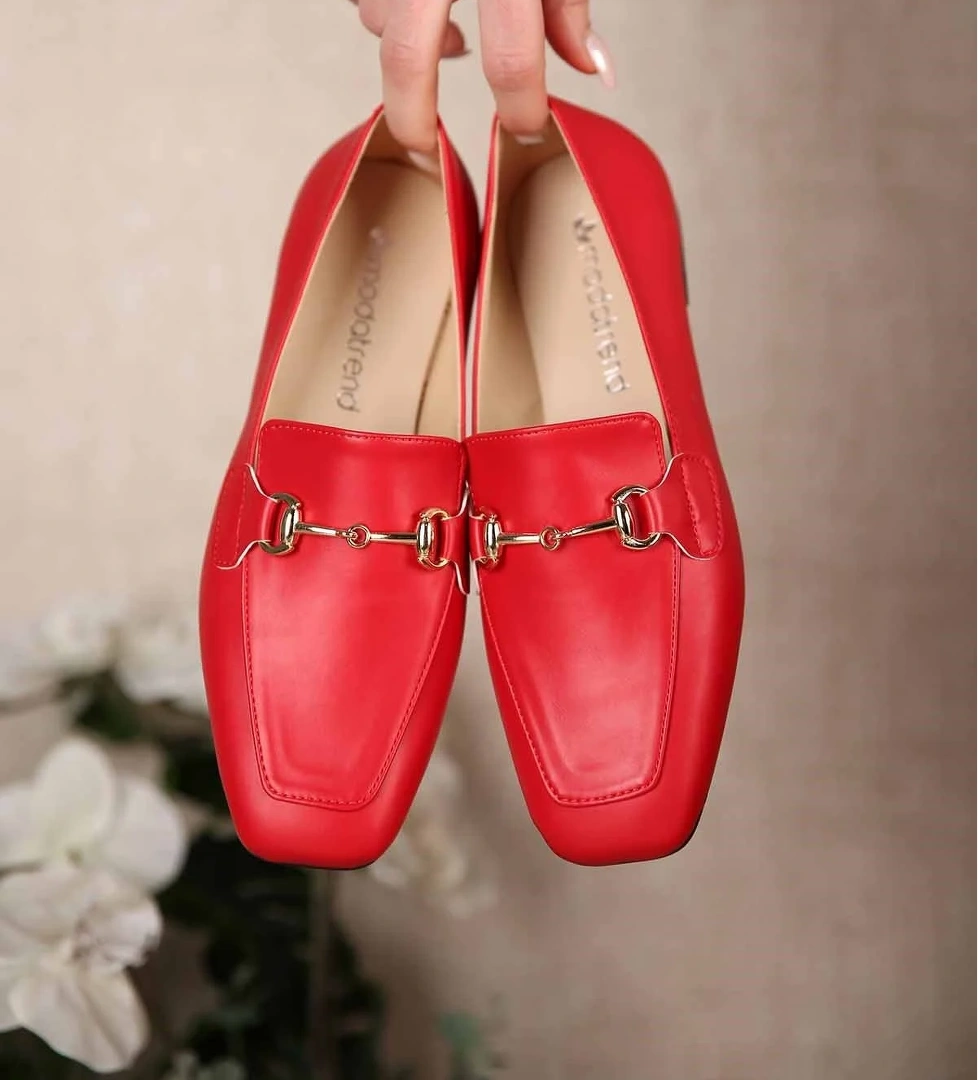 Kadın Tokalı Babet KIRMIZI CİLT