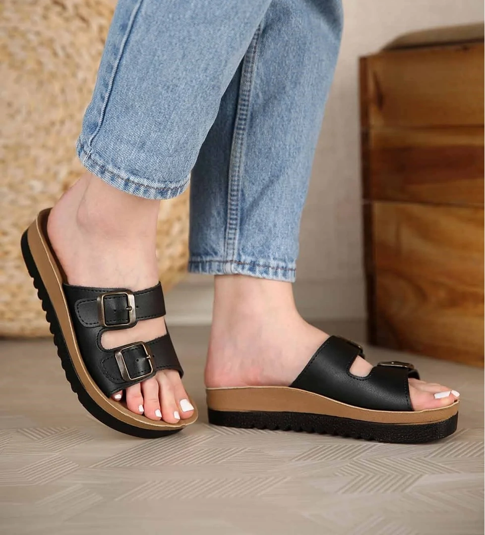 Kadın 2 Toka Kemerli Terlik SİYAH CİLT