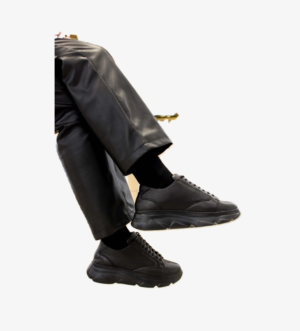 Fast Step Hakiki Deri Kadın Spor Ayakkabı 934ZA122 model görseli